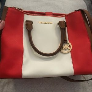 SOLD !!!!! NWT Sutton center stripe